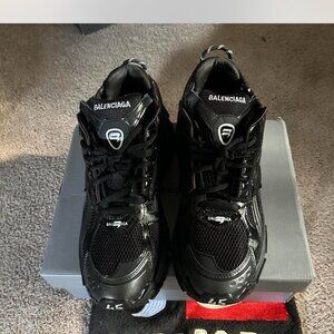 Balenciaga Men's Black Trainers